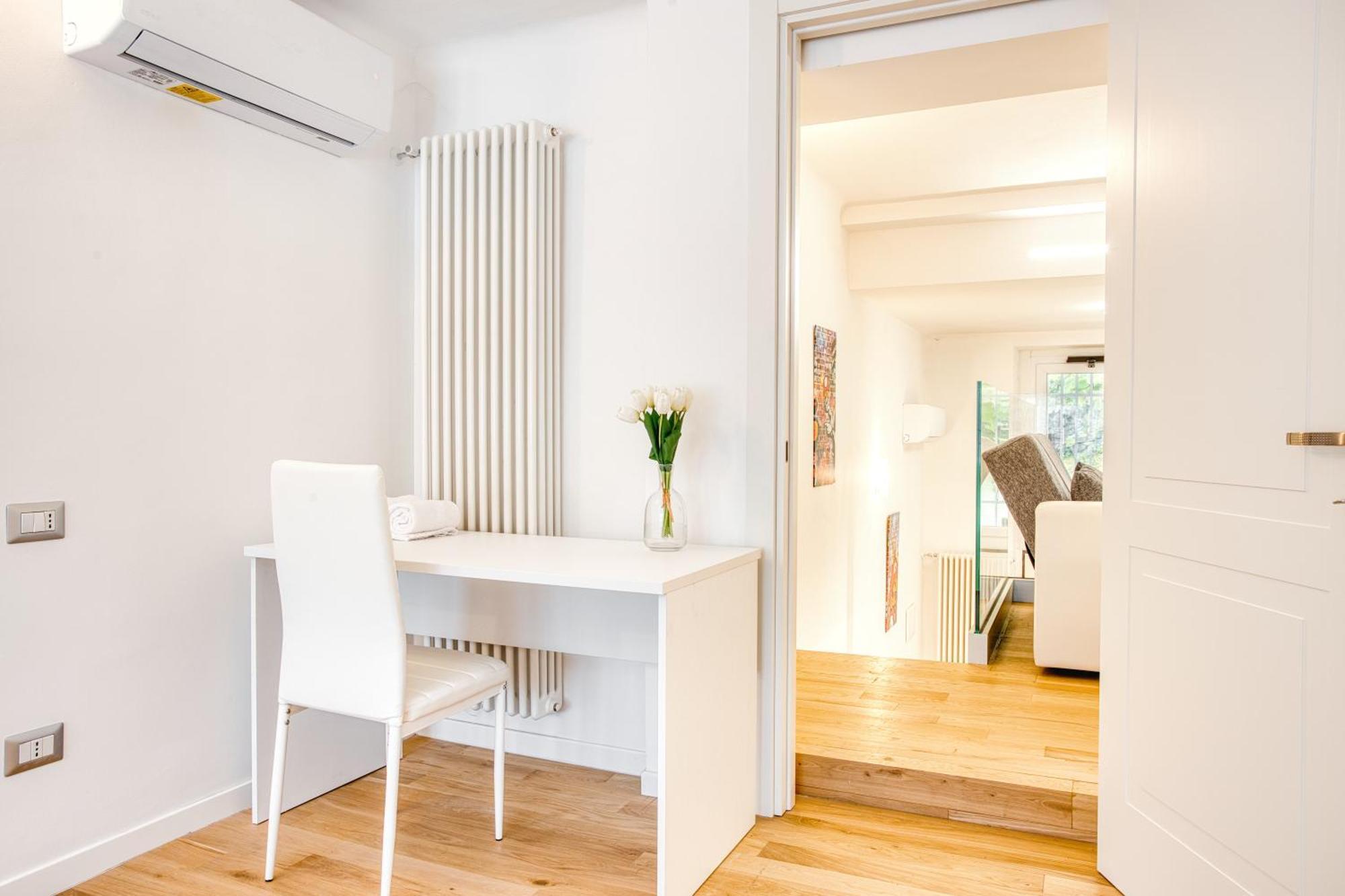Walk To Navigli - Via Gola - 2 Bedrooms Apt Milán Exterior foto