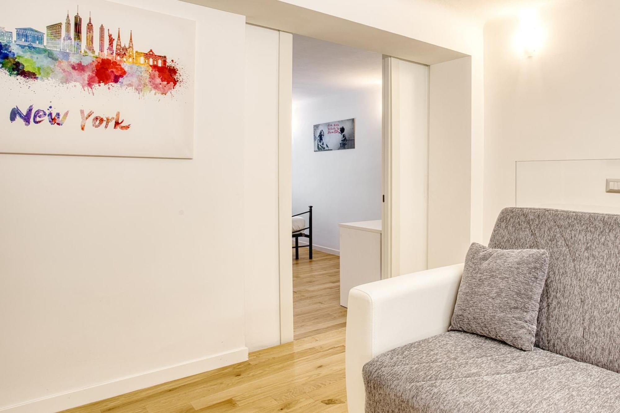 Walk To Navigli - Via Gola - 2 Bedrooms Apt Milán Exterior foto
